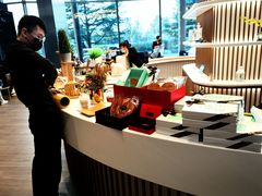 -奔驰上海利星(七宝店)