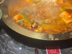 -野山舂·贵州现舂酸汤牛肉(东山店)