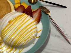 -F小姐甜品店(威海路店)