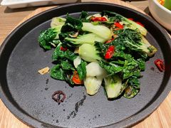 焗锅气奶白菜-小大董·烤鸭(凤凰汇店)