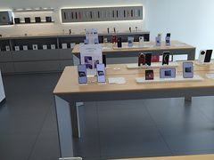 -华为授权体验店(上坤上街购物中心)