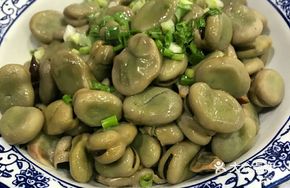 Secret-Recipe Broad Beans