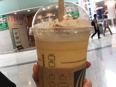 -星巴克(浦东机场T2到达店)