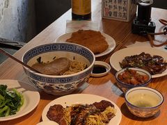 -沪西老弄堂面馆(定西路店)