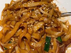 干炒牛河-千日贺茶餐厅(开发区安盛店)