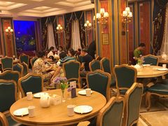 大堂-品海楼·大连海胆锅贴馆(东港店)