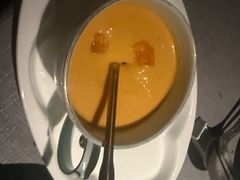 -左庭右院鲜牛肉火锅黑金店(陆家嘴中心店)