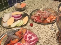 -西塔金胖胖首尔自助烤肉·街头小吃大排档