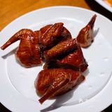 蝉联多年必吃榜 人气平价米其林餐厅