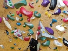 -问山MountQuest攀岩馆