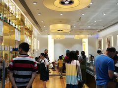 -VENCHI 闻绮(上海佛罗伦萨小镇店)
