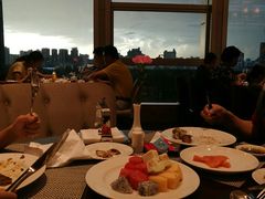 -南湖名都·景湖轩全日制餐厅·海鲜自助·东南亚风味·临湖而食