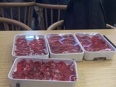 -杨老板·海鲜集市火锅·鲜切牛肉(中防万宝店)