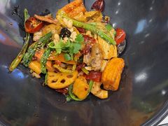 -醉人椒麻辣香锅(王府井喜悦店)