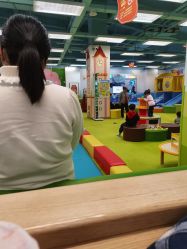 -莫莉幻想儿童乐园(郑州丹尼斯三天地店)