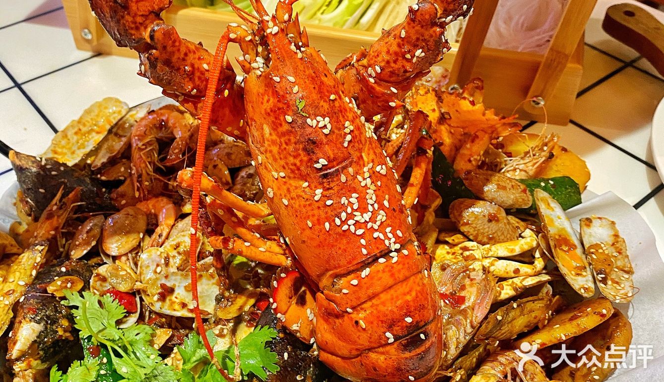 火爆上海的铁撬海鲜🔥宁波也有啦‼️大龙虾🦞