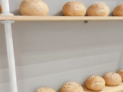 -焙丽拾光(麦凯乐直营店)