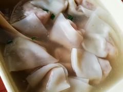 蛋黄鲜肉馄饨-吉祥馄饨(三林家园店)