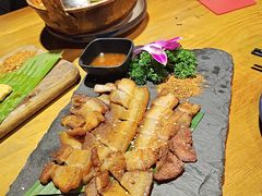 纳西烤山猪-觅山云南菜(泊富ICITY店)