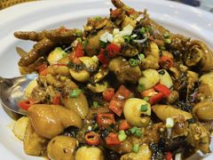 -黄泥岗·地道湖北菜(奥特莱斯店)