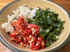 -拈签一笑黄牛肉辣卤串串