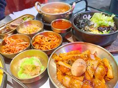 辣炒芝士年糕-釜山火炉·海鲜烤肉(紫藤路店)