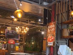 -琥珀老六龙虾(四里河店)