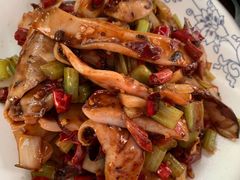 -公寓家常菜馆(海军博物馆店)