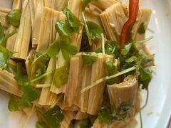 炝拌鲜腐竹-巴依老爷新疆美食(工体旗舰店)