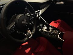 -上海保利玛莎拉蒂和阿尔法罗密欧(华翔路店)