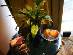 -红方格精致酒店(泸州金融中心万象汇店)