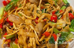 Rural Earth Worms Stir-fry