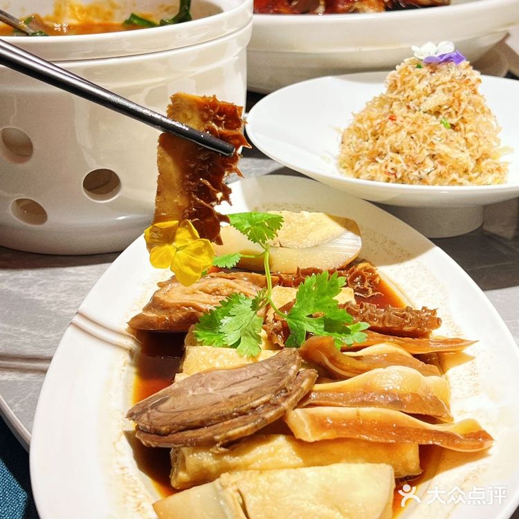 连潮汕人都夸赞的这家瑞狮楼潮汕会馆你值得拥有