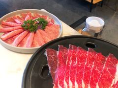 雪花牛舌-煲宫猪肚鸡(晶品店)