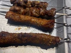 -三个大叔烤羊肉串·歌手驻唱·碳烤鲜肉(西三旗店)