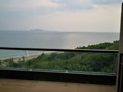 -三亚湾海居铂尔曼度假酒店