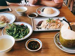 水门鸡肉（大份）-红大哥水门鸡饭(總店)