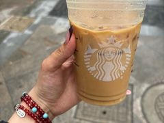 -星巴克(杭州临平银泰城B1店)