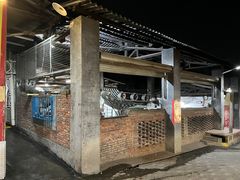 -满記土窑烧鷄波浪山莊