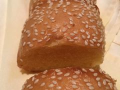烤小面包-西堤厚牛排(新世界店)