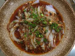 -石磨豆花家常菜·牦牛排土火锅