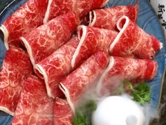 厚切安格斯雪花牛肉-新草堂锅物料理(泉城路店)