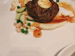 -WOLFGANG PUCK KITCHEN & BAR(迪士尼小镇店)