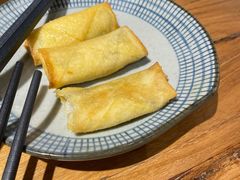 雪菜黄鱼春卷-南小蟹手工點心(三里屯店)