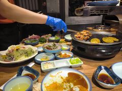 -明洞阿姨·韩式酱蟹烤肉·创意料理(三元桥店)