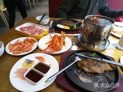 -怡人怡口牛排海鲜自助(飞龙大厦店)