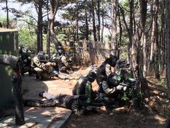 -凤凰山标靶彩弹射击场