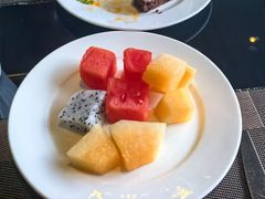 -大中华希尔顿酒店-念自助餐·嗨啤·小龙虾