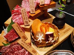 -山川小町·极番烧肉(新地假日广场店)