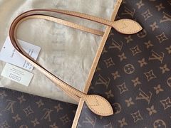 -小飞侠奢侈品回收 寄卖 养护(宝山宝龙广场店)